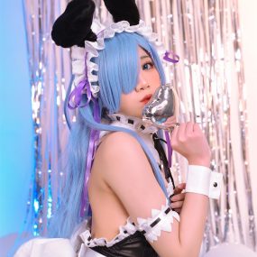 越南poppachan二次元博主图片鉴赏写真合集下载[持续更新]