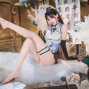 羽生三未cos写真作品合集 – NO.23 艳娘幻梦谭 瓶儿 青花瓷旗袍 [25P-294MB]