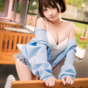 「是三不是世w」全套COS写真合集打包下载 [持续更新]