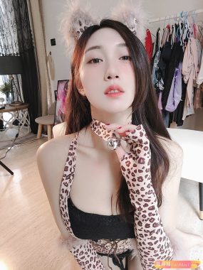 小玉吃果冻微密圈写真合集打包下载[持续更新]