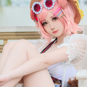 焖焖碳的夏日暴击：当澄闪泳装遇上“碳式”辣度超标！