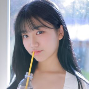 Yui美女cos写真图集合集打包下载